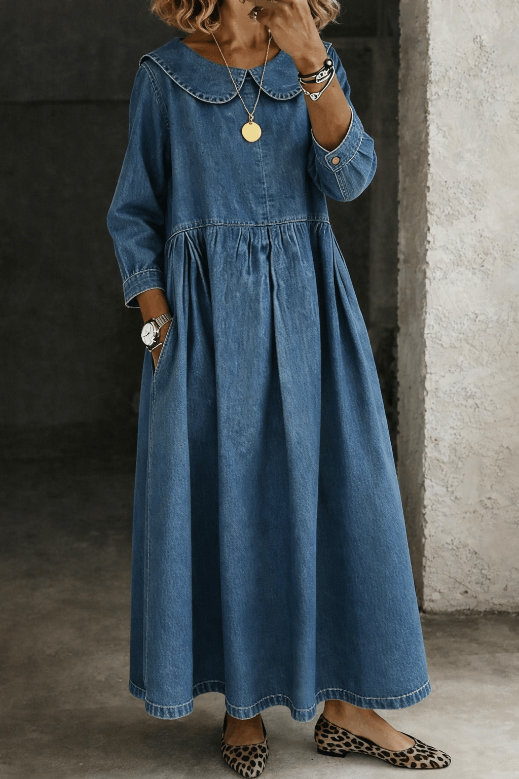 Daphne | Vestido vaquero con cuello Peter Pan - VENZA BARCELONA