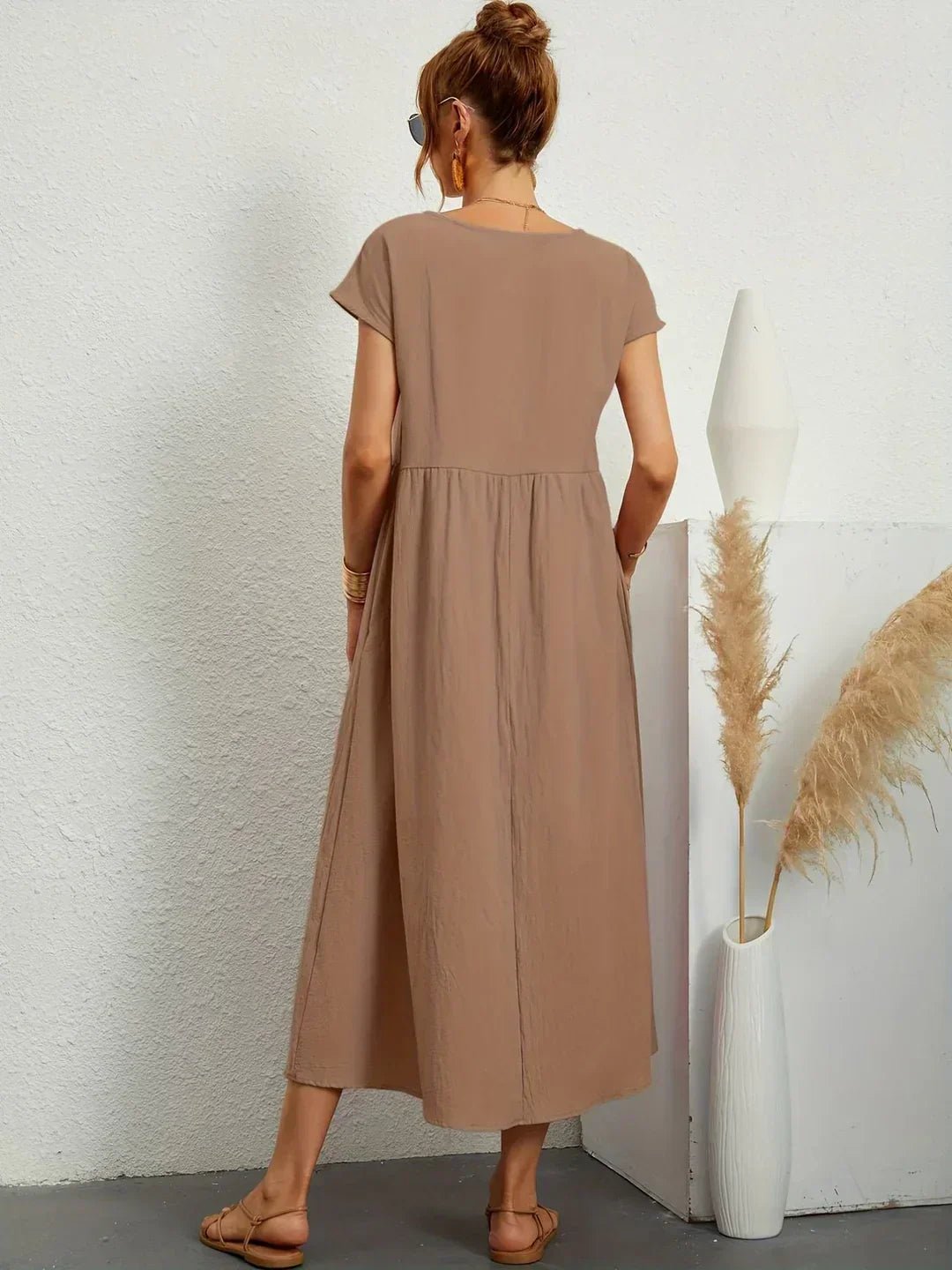 Gabriela™ | Vestido midi fluido de elegancia atemporal - VENZA BARCELONA