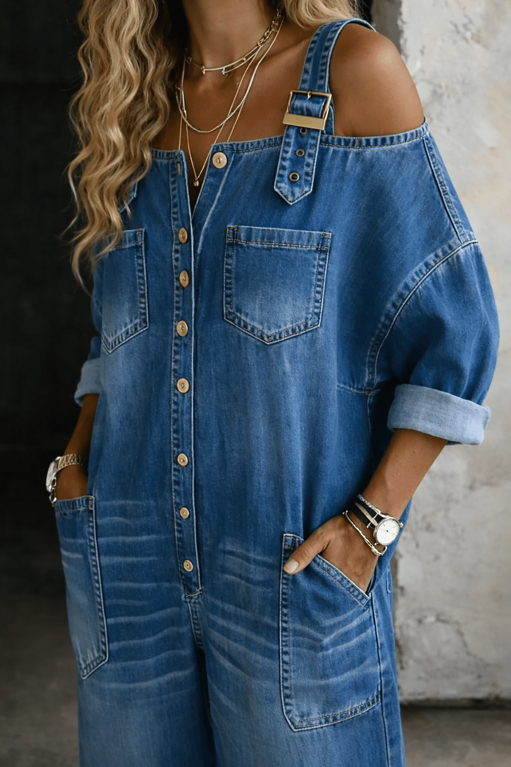 Iris | Vestido vaquero con hombros descubiertos - VENZA BARCELONA
