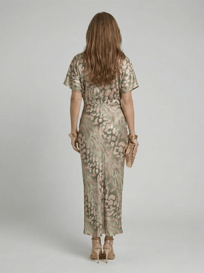 Núria | Vestido midi con estampado abstracto, escote en V y cintura cruzada - VENZA BARCELONA